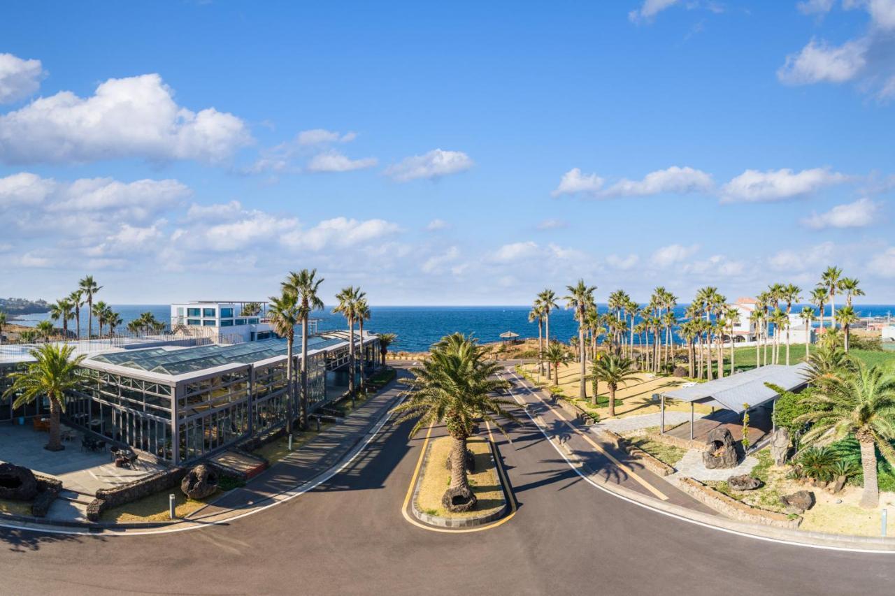 Uni Hotel Jeju Exterior photo